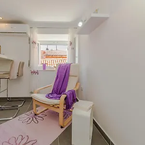 https://apartment-luce-mala.hotelinzadar.com